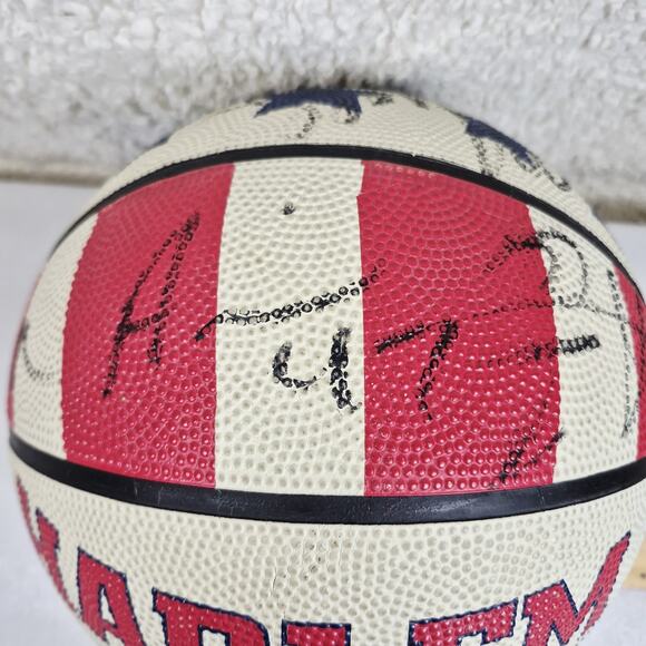 Harlem Globetrotters Full Size Basketball Autographed Signed Signatures No COA - Picture 3 of 9